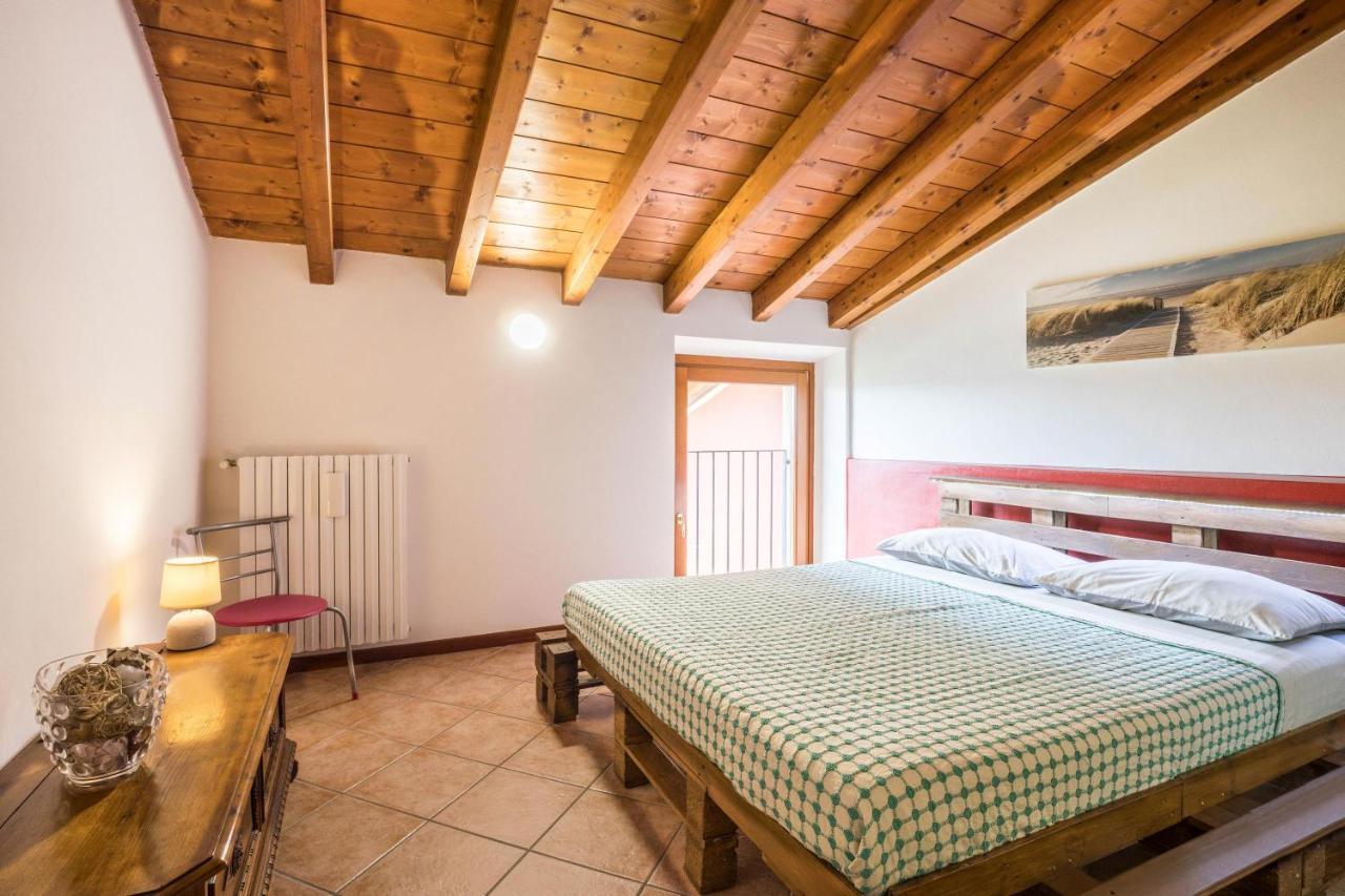 Apartamento Casa Mandello Saló Exterior foto